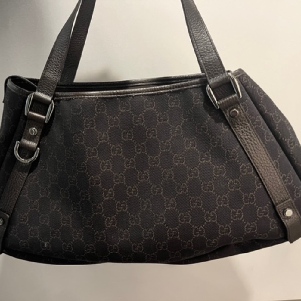 BRAND NEW! NEVER USED!GUCCI Brown GG Canvas Abbey Tote/Handbag